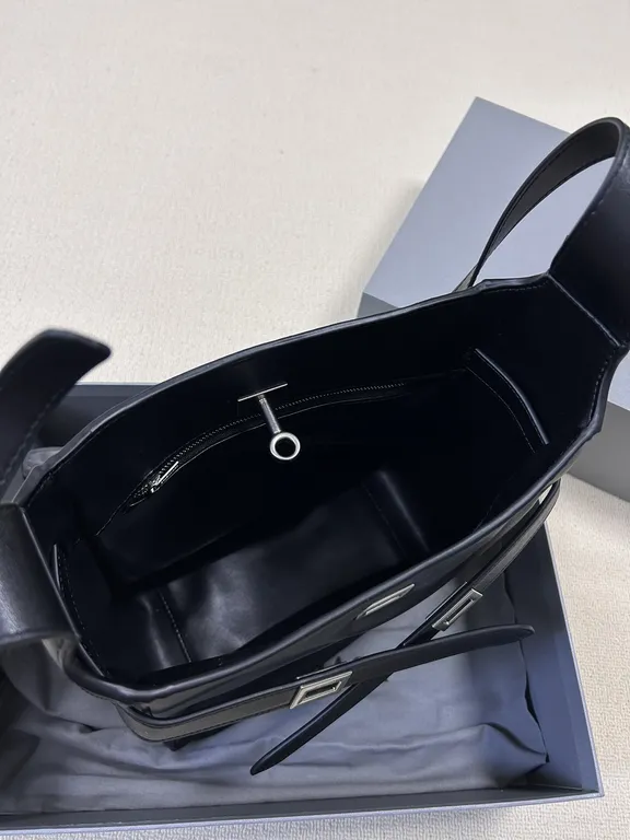 Balenciaga Bag 